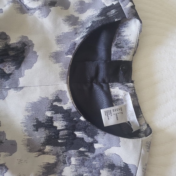 Dress - Picture 4 of 4